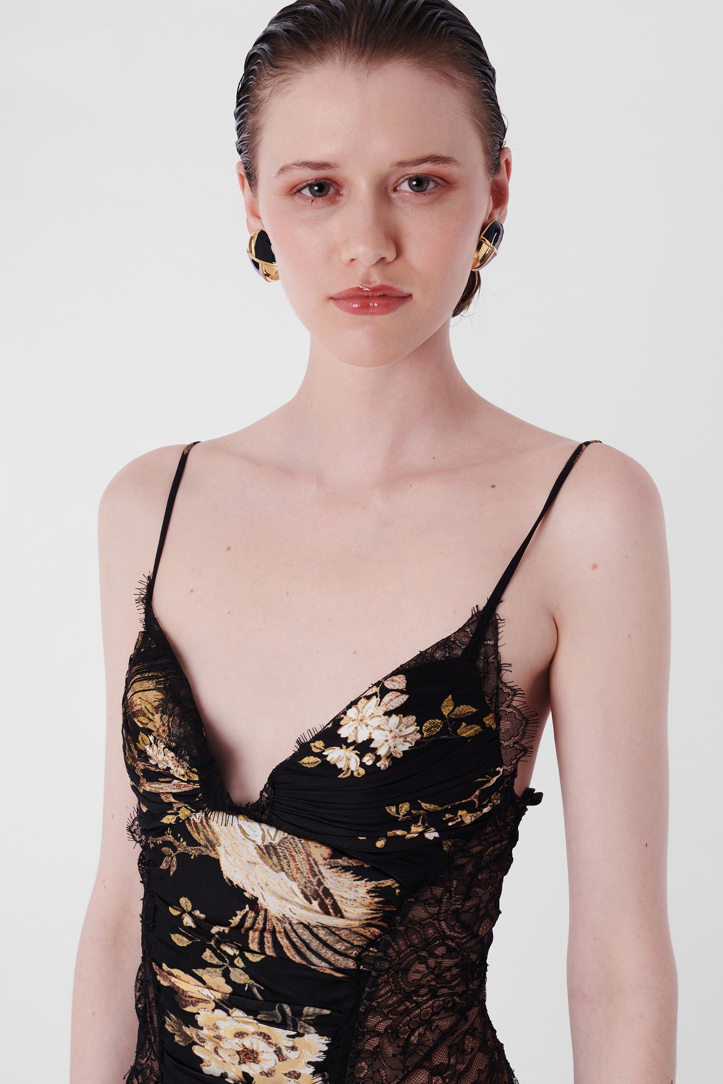 F/W 2006 Floral Lace Gown