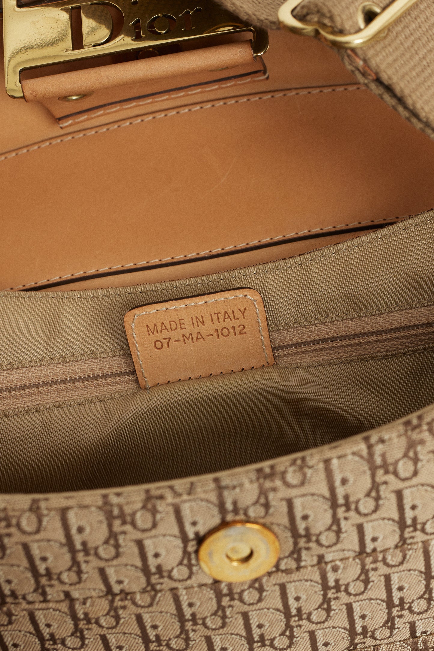 Vintage 2003 Columbus Handbag