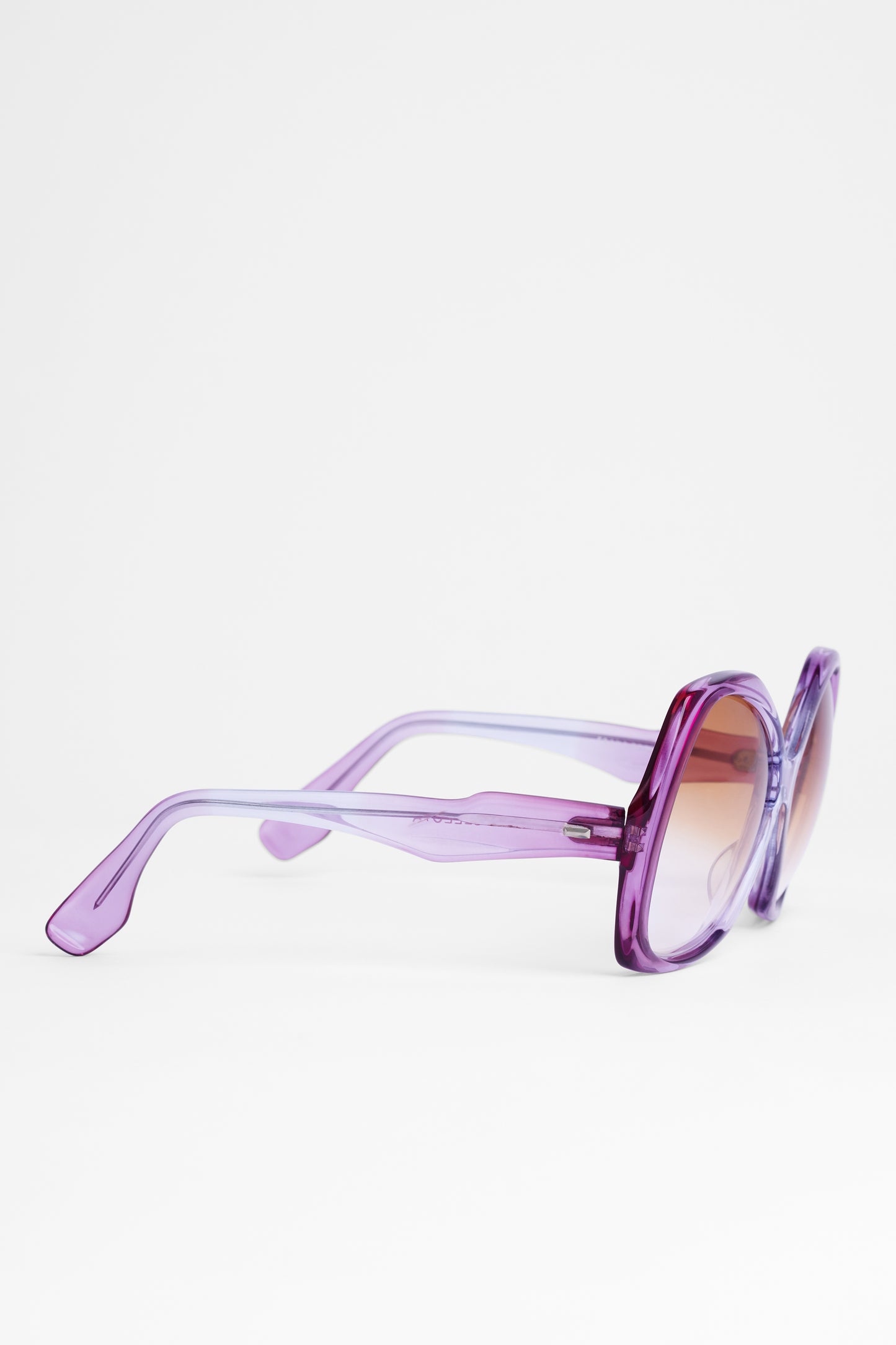 1970's Purple Oversize Sunglasses
