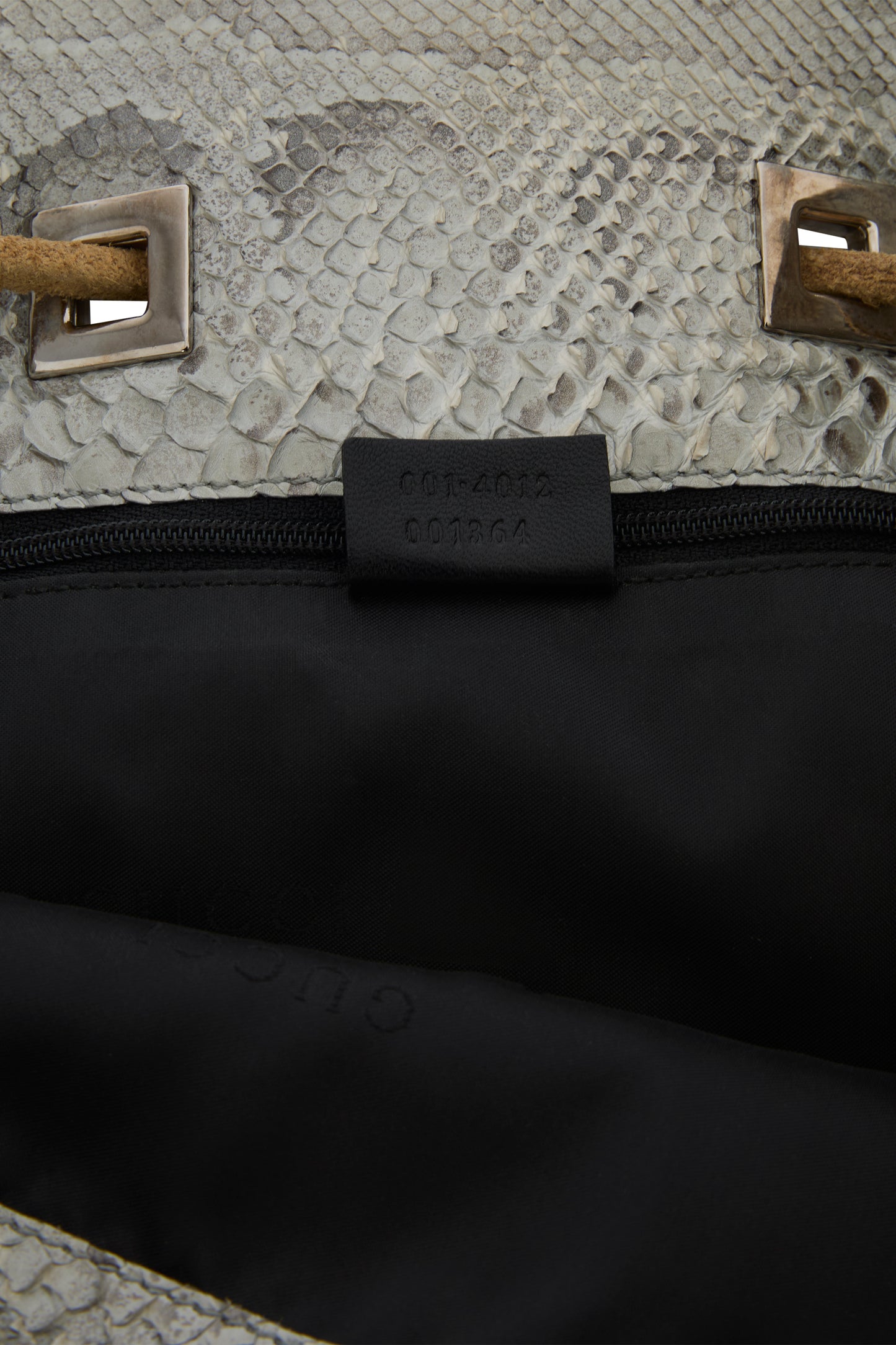 Vintage 1996 Gucci By Tom Ford Python Bucket Crossbody Bag