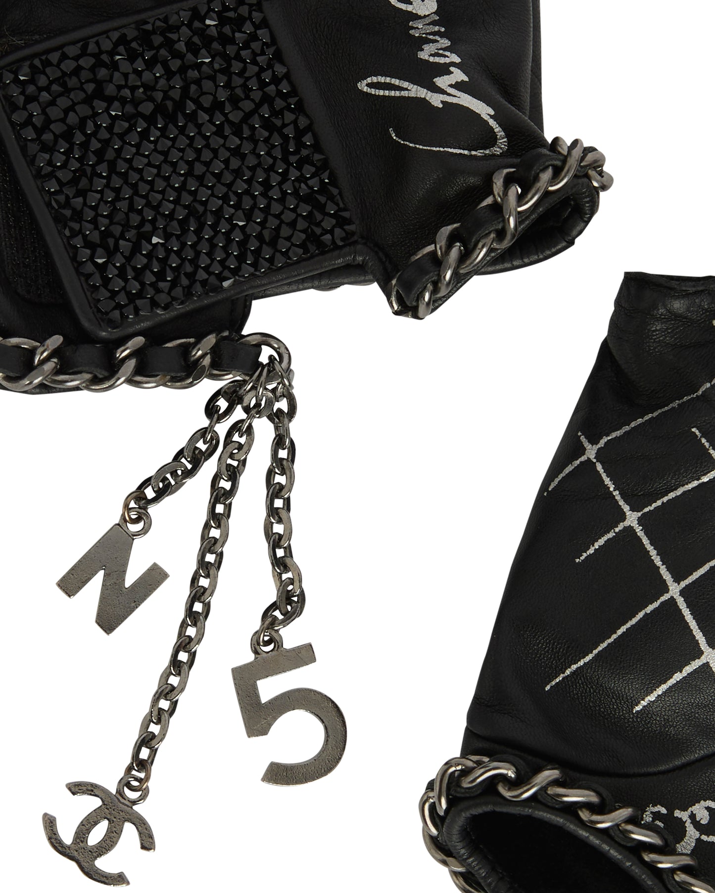 Chanel Runway F/W 2013 " Little Black Glove"