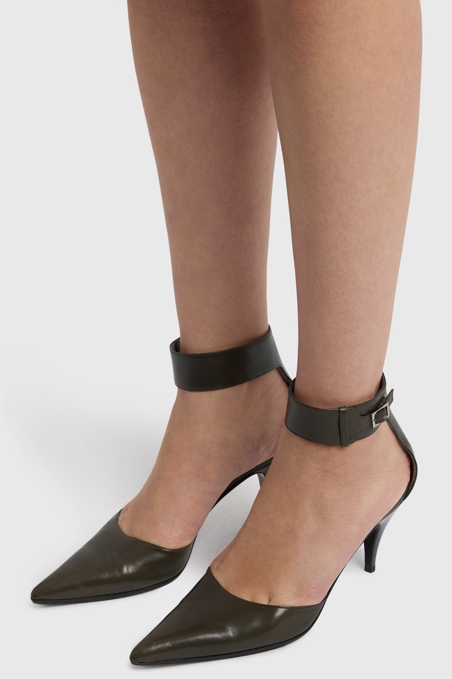 Vintage 1990's Gucci By Tom Ford Dark Green Pointed Kitten Heels