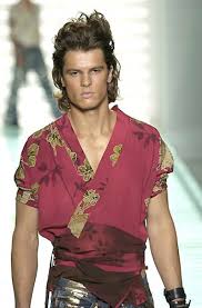 Vintage Gucci by Tom Ford S/S 2001 Floral Red Silk Kimono